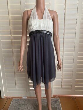 Sweet Storm Chiffon Gray & White Dress wtih sequin belt-Medium